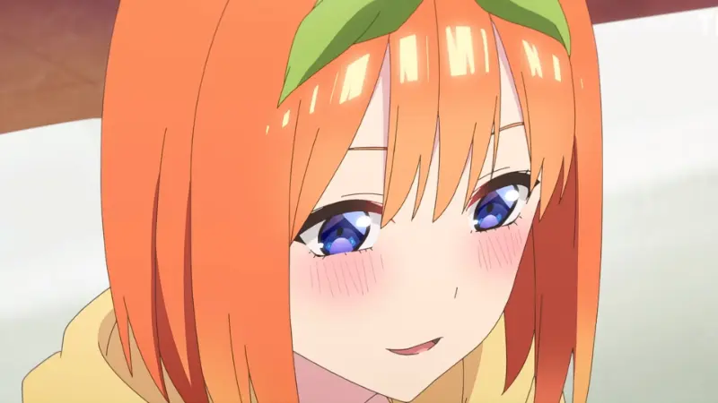 The Quintessential Quintuplets features Yotsuba Nakano blushing sweetly while wearing her green hair ribbon, earning her spot among the best deredere characters.