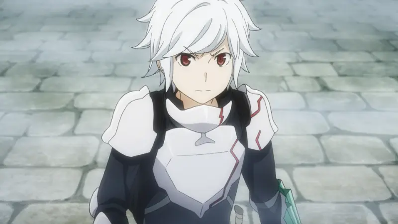 Bell Cranel looking determined in his white and black armor in Is It Wrong to Try to Pick Up Girls in a Dungeon?
